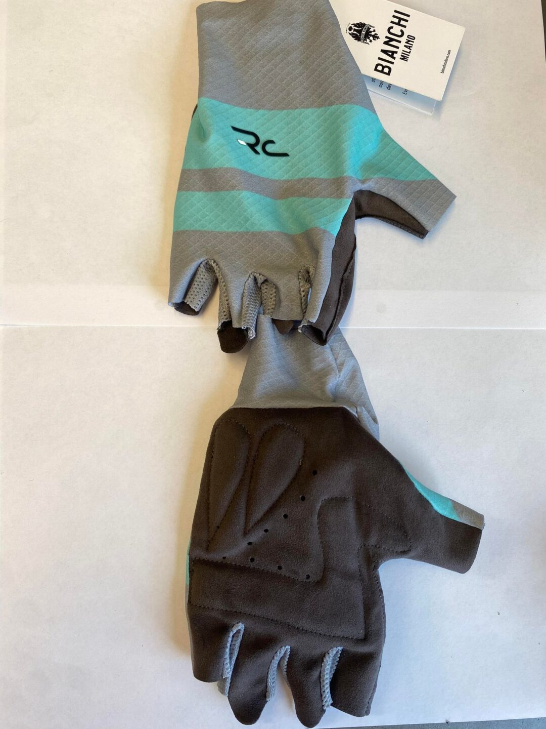 Bianchi Rc gloves fingerlosa e1696931434822